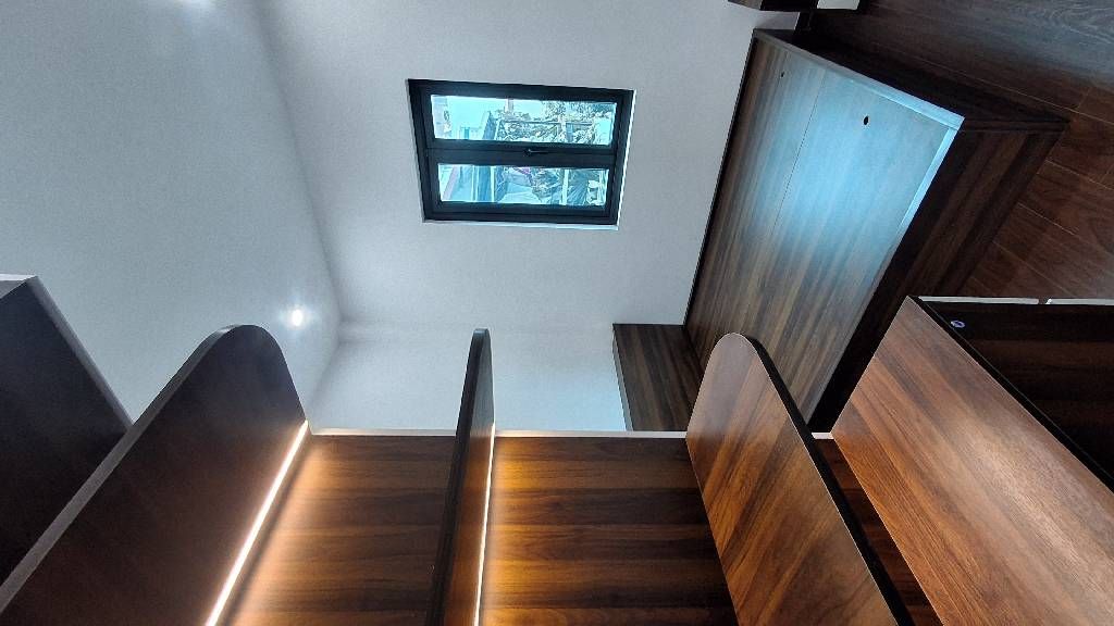 ĐỨC THẮNG-ĐÔNG NGẠC -MẶT PHỐ, Ô TÔ TRÁNH - KINH DOANH - 2 THOÁNG– FULL NỘI THẤT